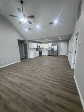 Building Photo - 159 Hunington Cir