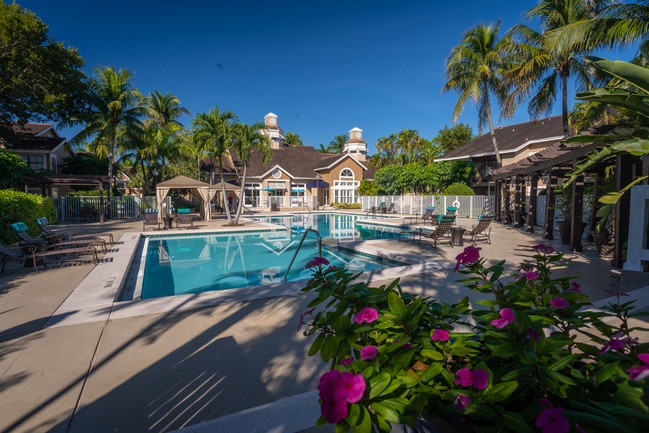 Building Photo - Vista Lago at the Hammocks