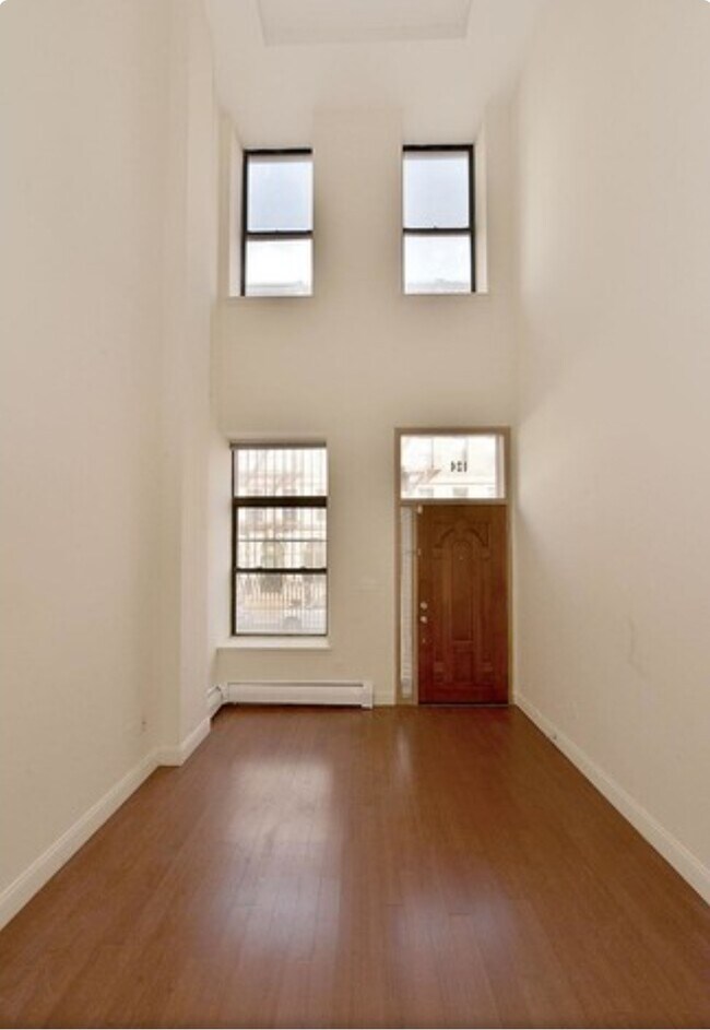 Main Foyer - 124 W 133rd St