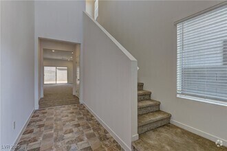 Building Photo - 8343 Hayden Hls Ave