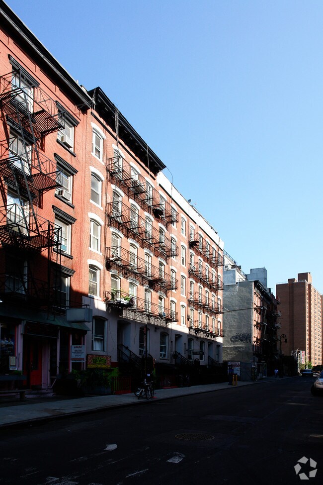 163 Ludlow Street Apartments New York, NY