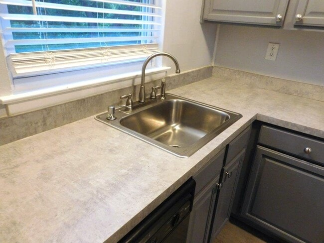 Interior Photo - Lafayette Hills Apartments