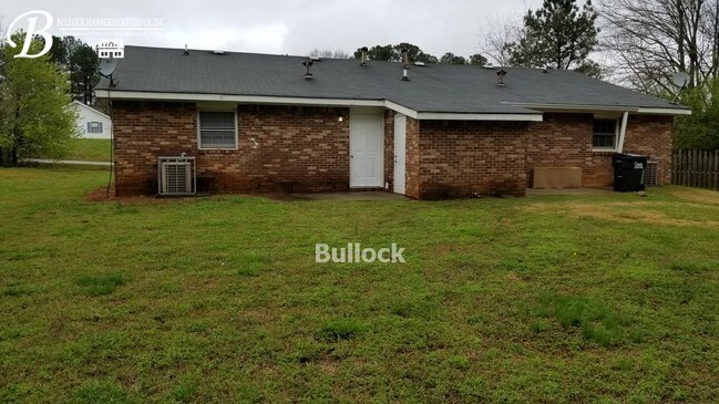 Building Photo - Covington 2/1 Ranch Duplex