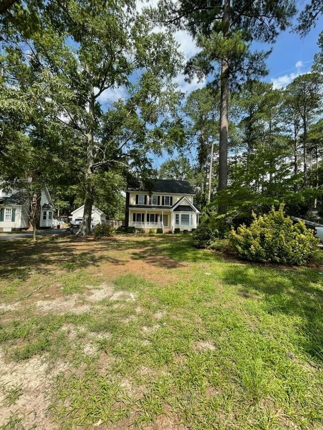 Building Photo - 3 Bedroom 2.5 Bath