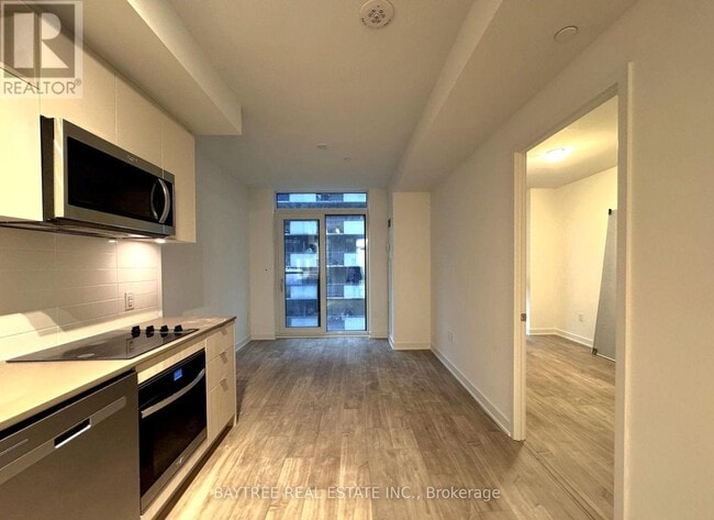 Building Photo - 100 Dalhousie St