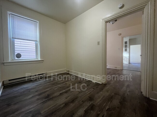 Foto del edificio - 107-109 East Main Street - 4