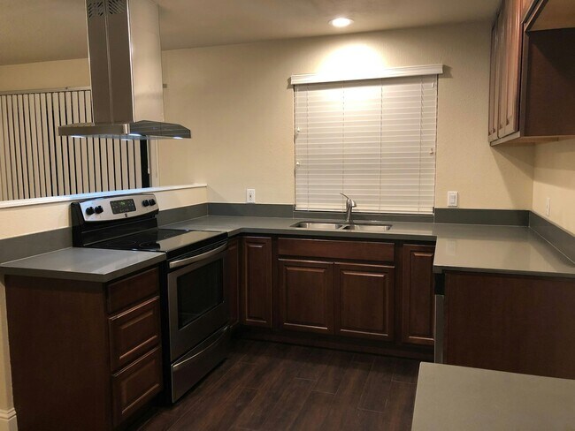 Building Photo - 8376 Lichen Dr
