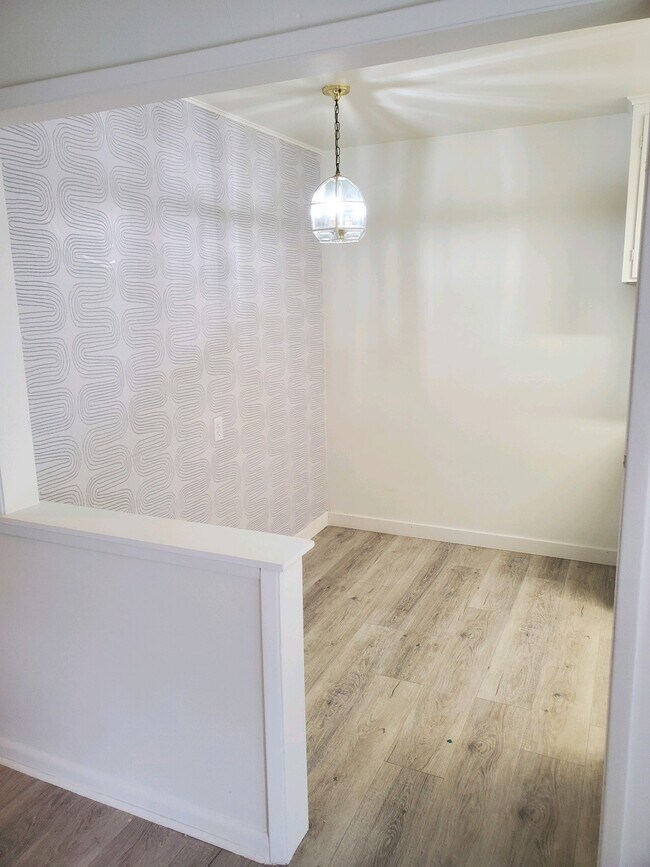 Foto del edificio - 3449 33rd Ave W
