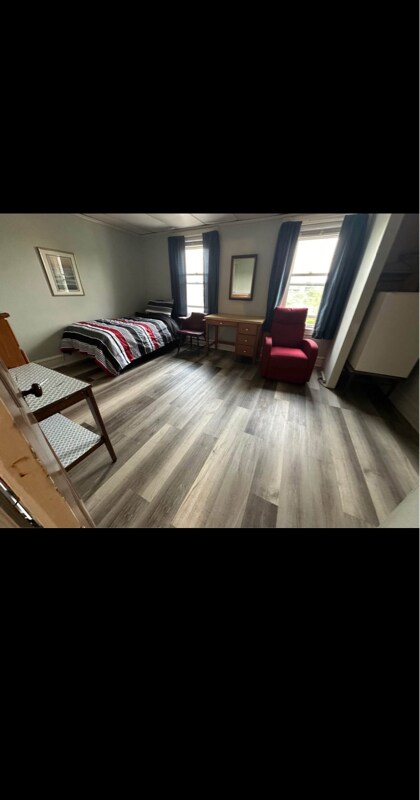 Foto principal - 46 Montgomery Ave