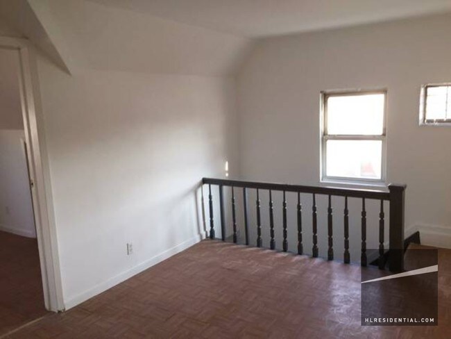 Building Photo - 214 Cortelyou Rd