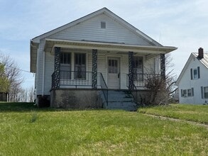 Building Photo - 700 Old Franklin Turnpike