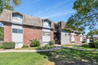Building Photo - 1670 Hickory Ln