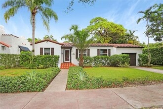 Building Photo - 221 Camilo Ave