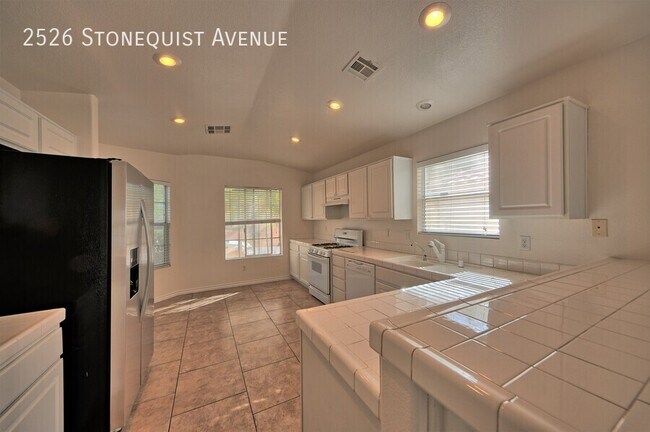Building Photo - 2526 Stonequist Ave