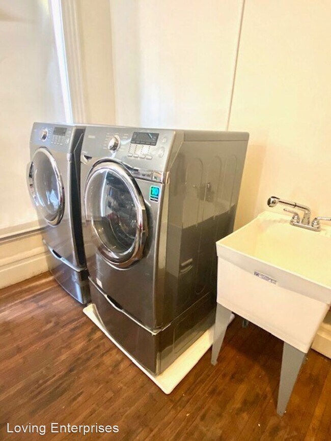 Foto del edificio - 4 br, 2.5 bath House - 539 E Town St