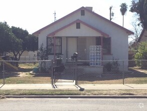 Building Photo - 119 Wilson Ave
