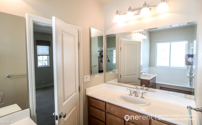 Foto del edificio - 2260 Hendy Ln