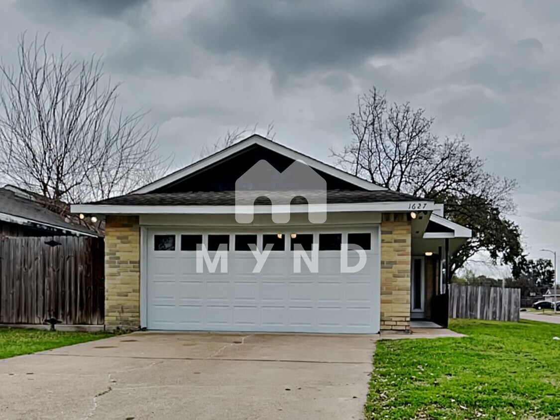 Primary Photo - 1627 Pimlico Ln