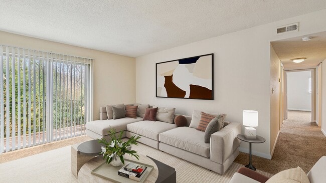 Sala de estar - Westchester Key Apartments