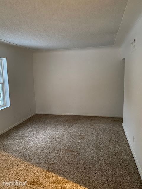Building Photo - 3 br, 2 bath House - 17803 N Fruitport Rd