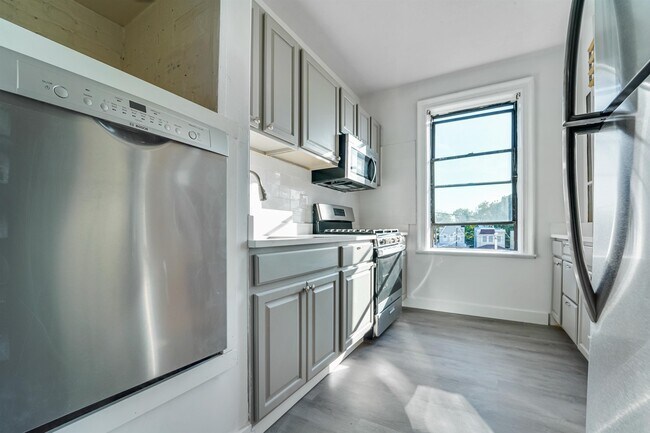 Foto del edificio - 275 Harrison Ave