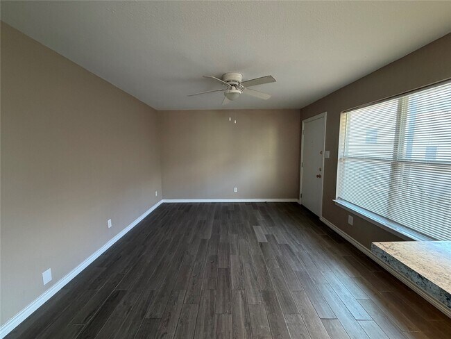 Foto del edificio - 3113 Arbor St