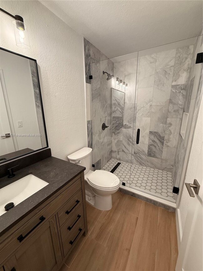 Photo - 8826 W Flagler St House