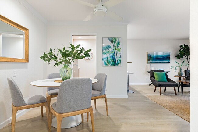 Foto del edificio - 811 York St