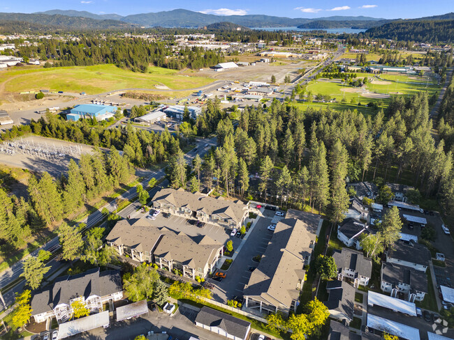 Building Photo - Centennial Pines