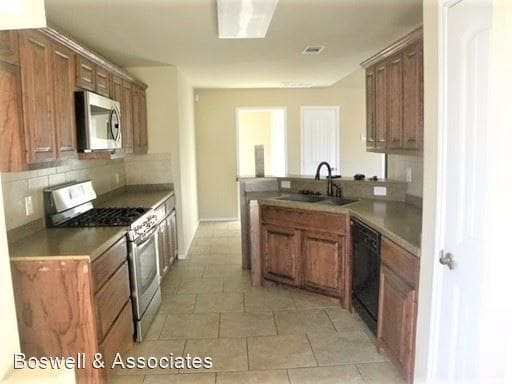 Building Photo - 3 br, 2 bath House - 101 N Eisenhower