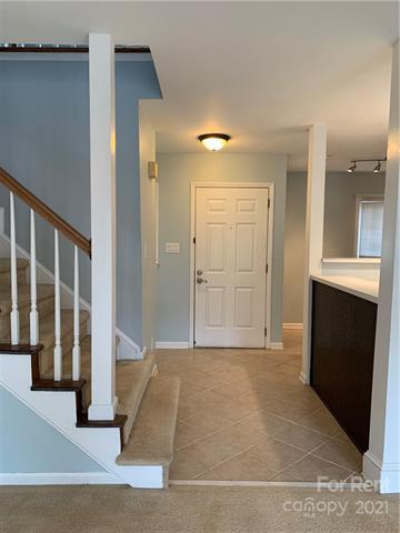 Foto del edificio - 9336 Kings Falls Dr