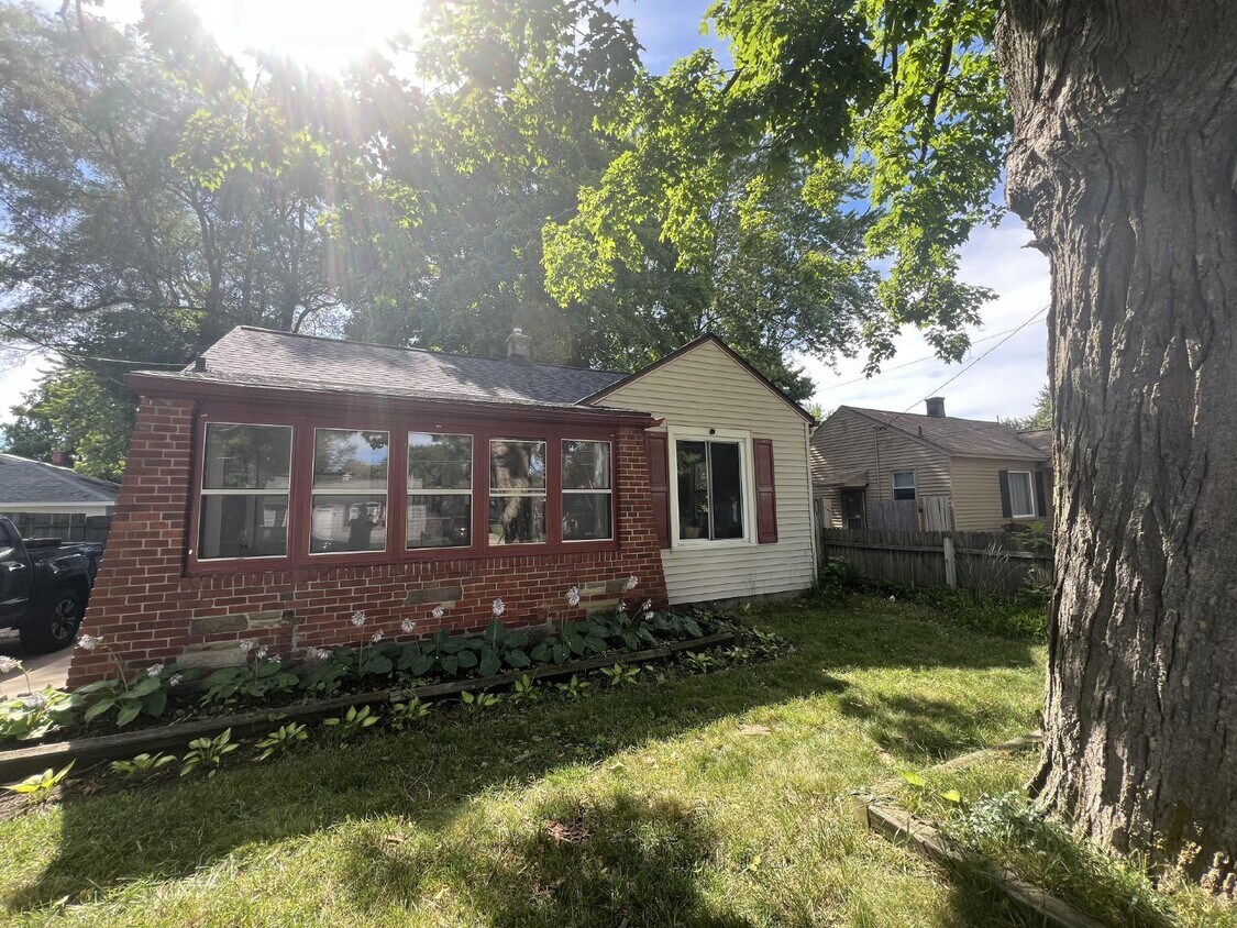 Foto principal - Wyoming 3 Bedroom with Fenced in Yard