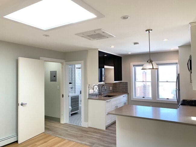 Photo - 99-07 Ascan Ave Townhome