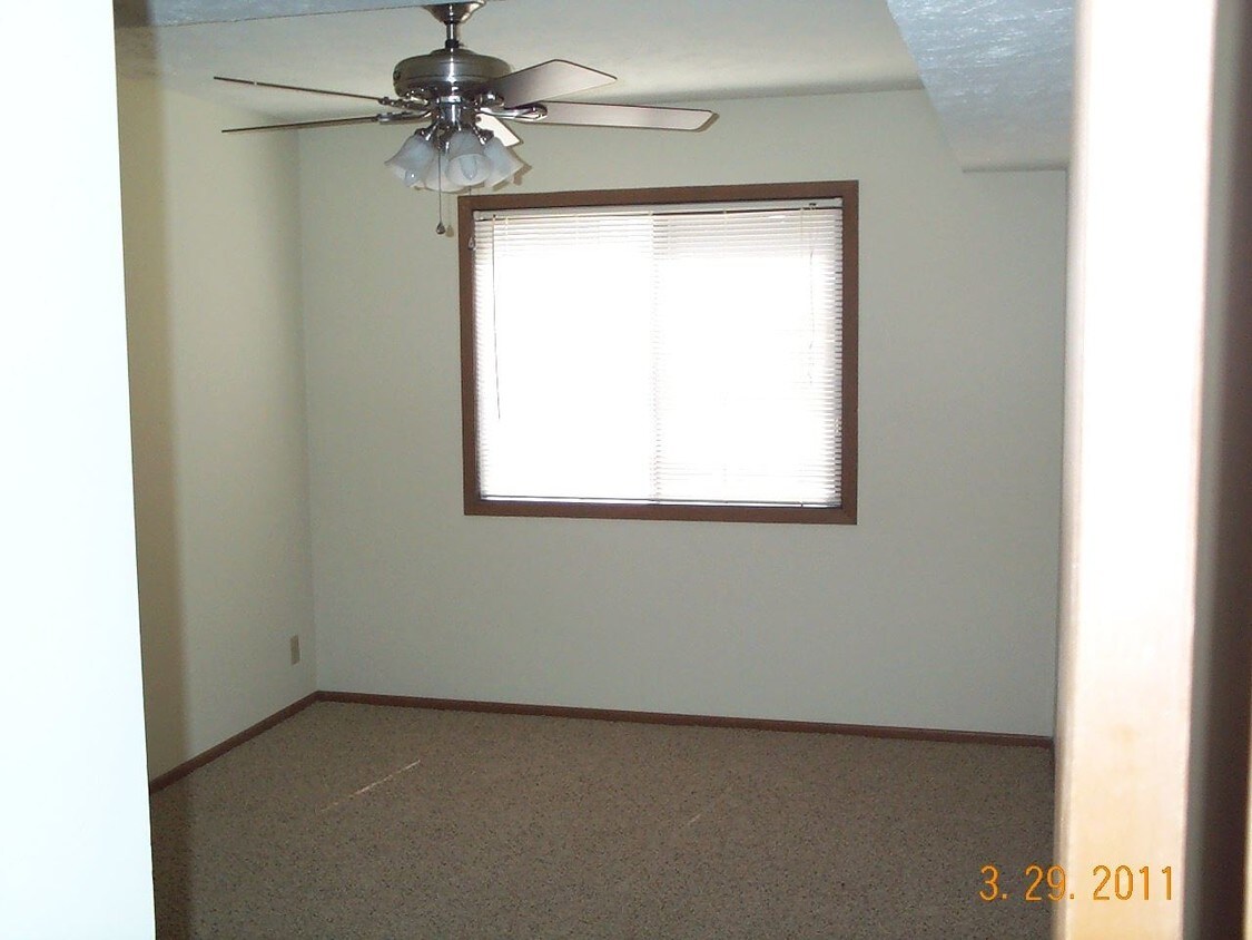 Building Photo - 1711 N 73rd St