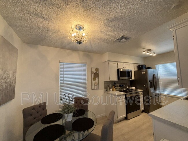 Foto del edificio - 1280 Mohave Dr