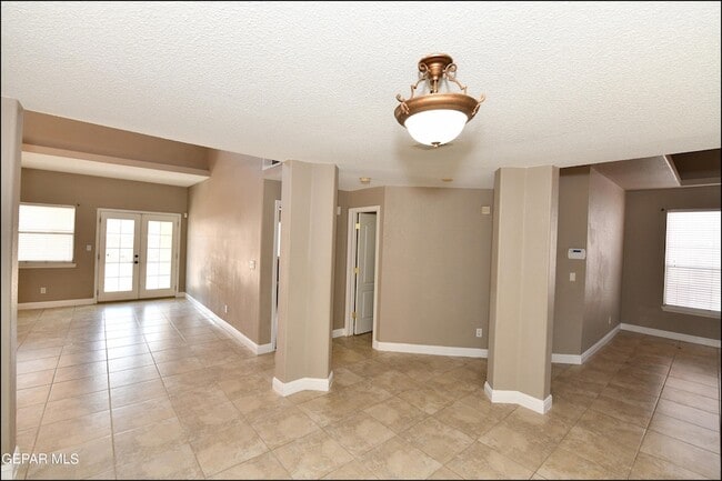 Building Photo - 7362 Luz De Dia Ct