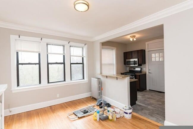 Building Photo - 1 bedroom in Chicago IL 60647