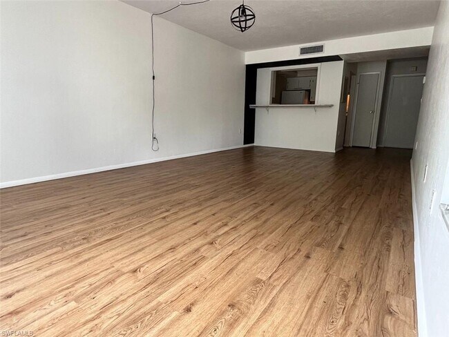 Foto del edificio - 3704 Broadway