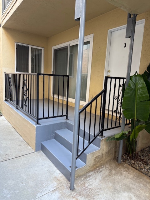 Private Patio/Entrance to Unit - 823 5th St