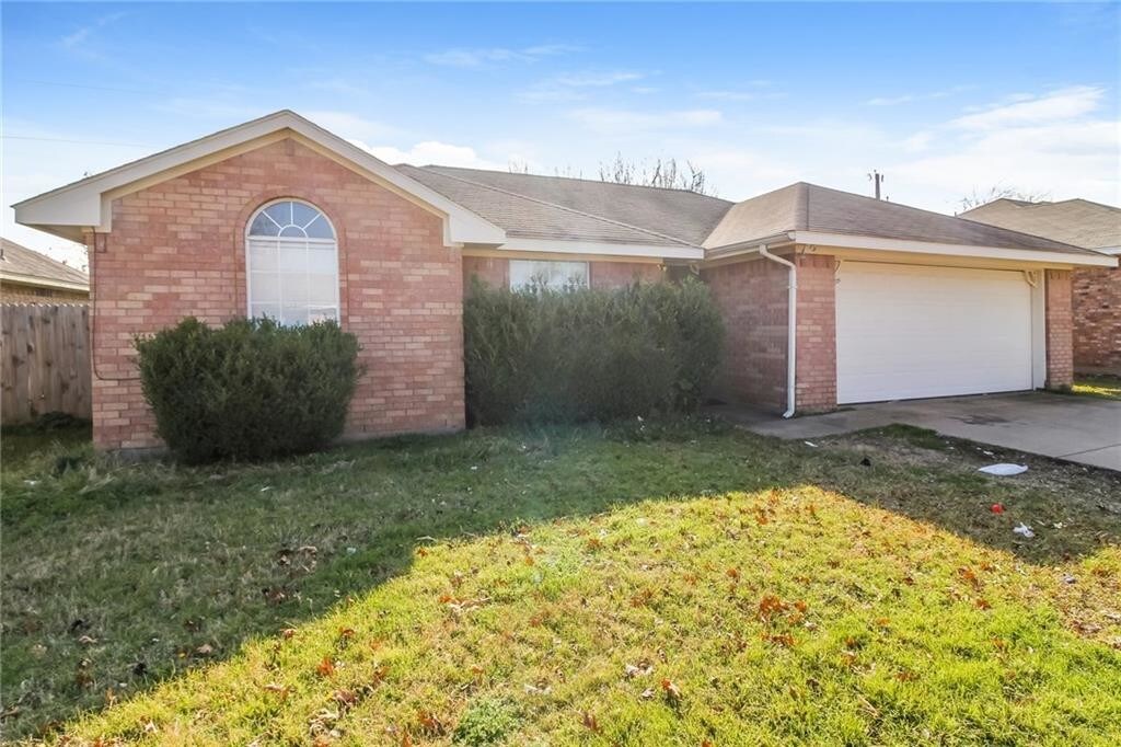 422 Mara Ln, Red Oak, TX 75154 House Rental in Red Oak, TX