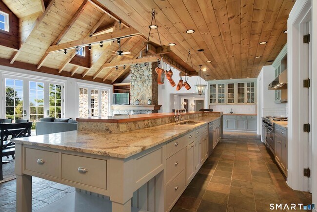 Foto del edificio - 55 Bishop Ln