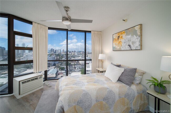 Building Photo - Convenient 1 Bedroom Close to Everything