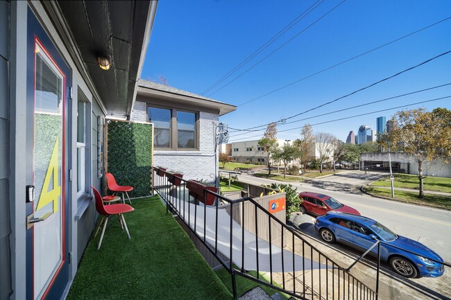 Foto del edificio - 1306 Taft St