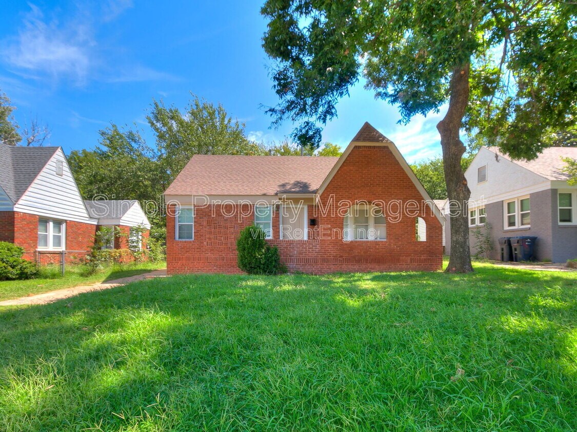 Primary Photo - 4326 N Blackwelder Ave