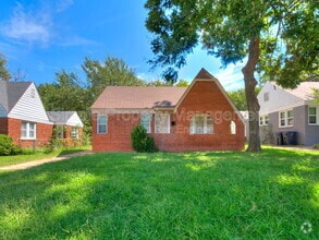 Building Photo - 4326 N Blackwelder Ave