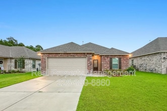 Building Photo - 23447 Mango Dr