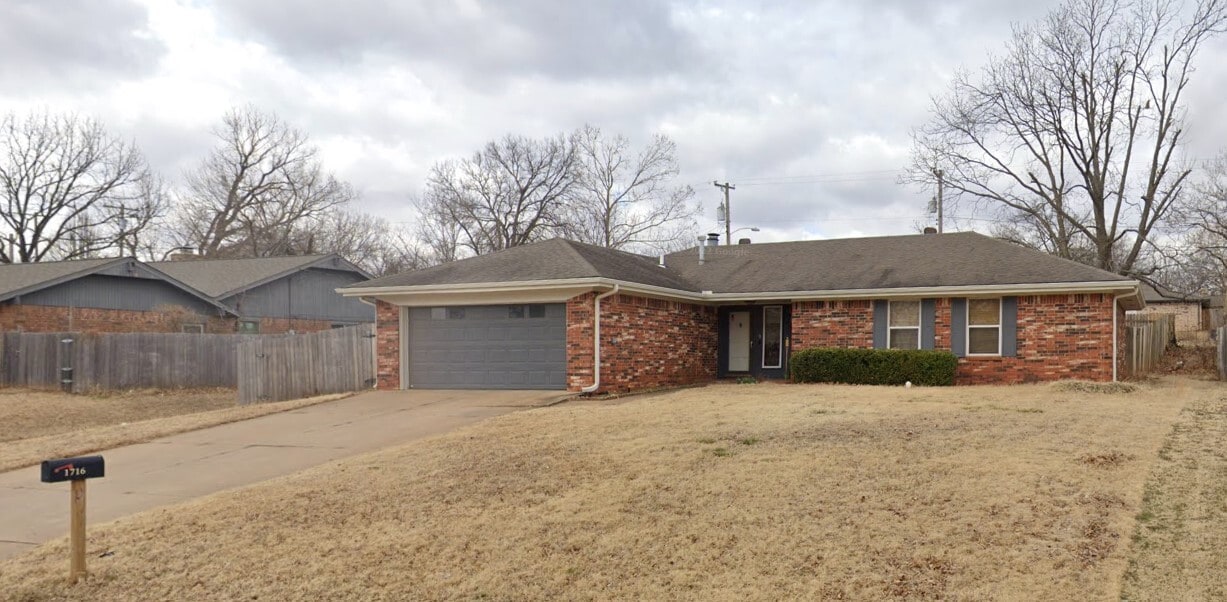 Photo - 1716 S August St (Stillwater, OK)