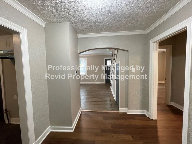 Foto del edificio - 1137 Catalina St