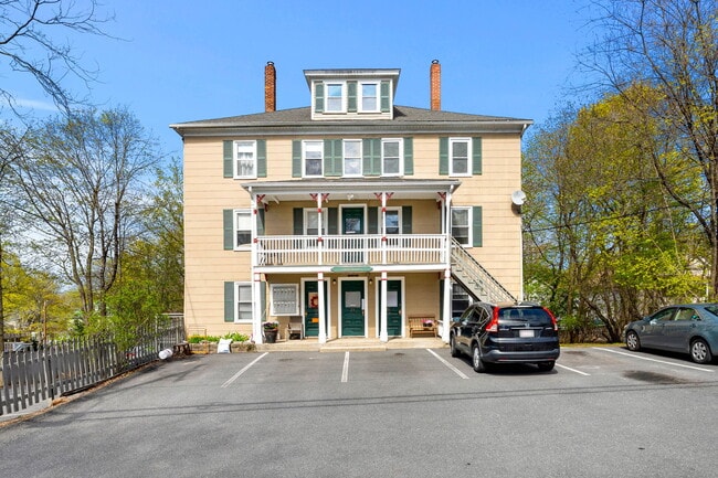 Foto del edificio - 22-26 Waltham St Maynard