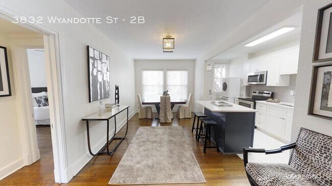 Building Photo - Updated 2 bed 1 bath in the heart of Midtown!